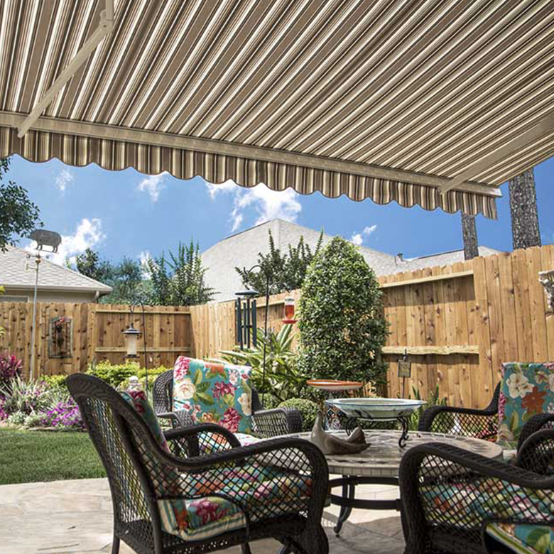 Retractable backyard awning of Rollac shutters