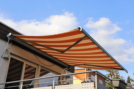 What to Consider When Selecting a Retractable Awning Company