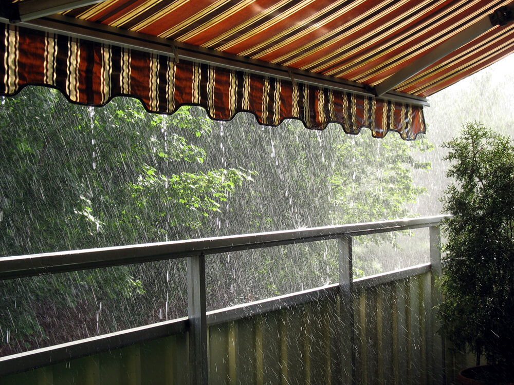 Waterproof awning withstanding rain